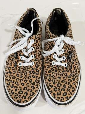 Leopard Print Vans Era Womens US 5.5 Low Top Canvas Skate Sneakers Lace Up Shoes